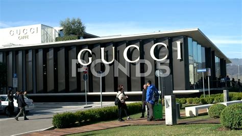 gucci the mall outlet leccio italy|gucci outlet stores near me.